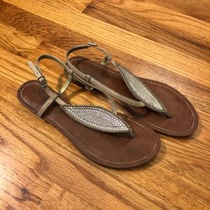 Carlos Santana Feather Sandals